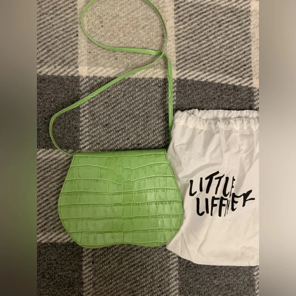 Croc-Embossed Light Green Crossbody Bag